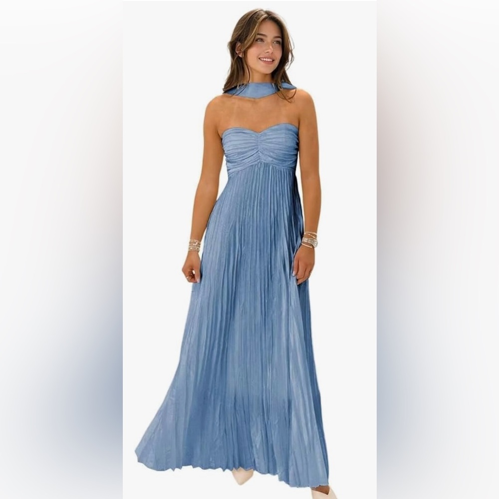 Kyeuan Elegant dusty Blue Strapless Pleated Maxi Dress with scarf